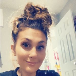 Meet your Posher, Melissa